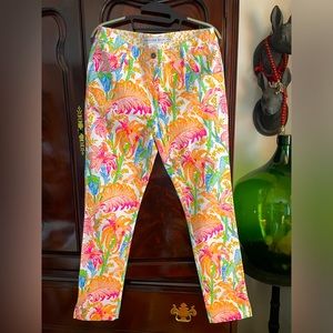 Gretchen Scott whimsical and stylish printed jeans Size L like-new condition